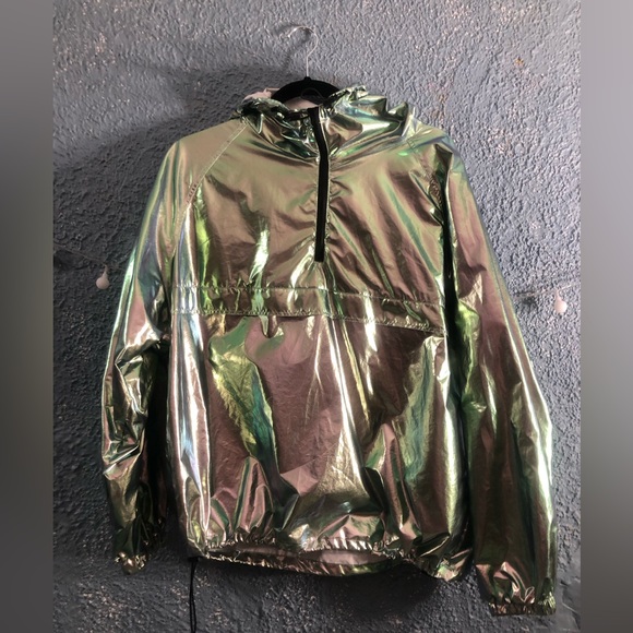 Silver Chrome Running Jacket - Picture 1 of 4